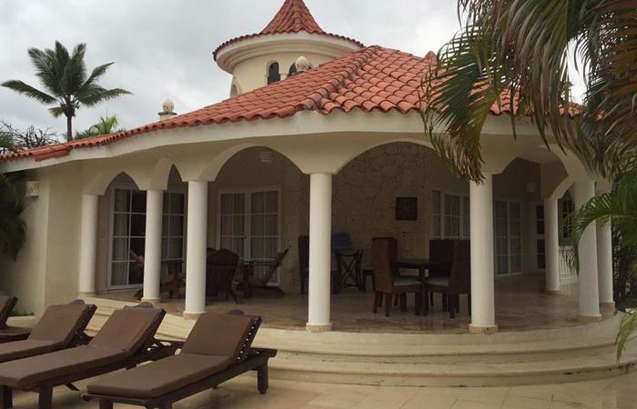 5 bedroom villa